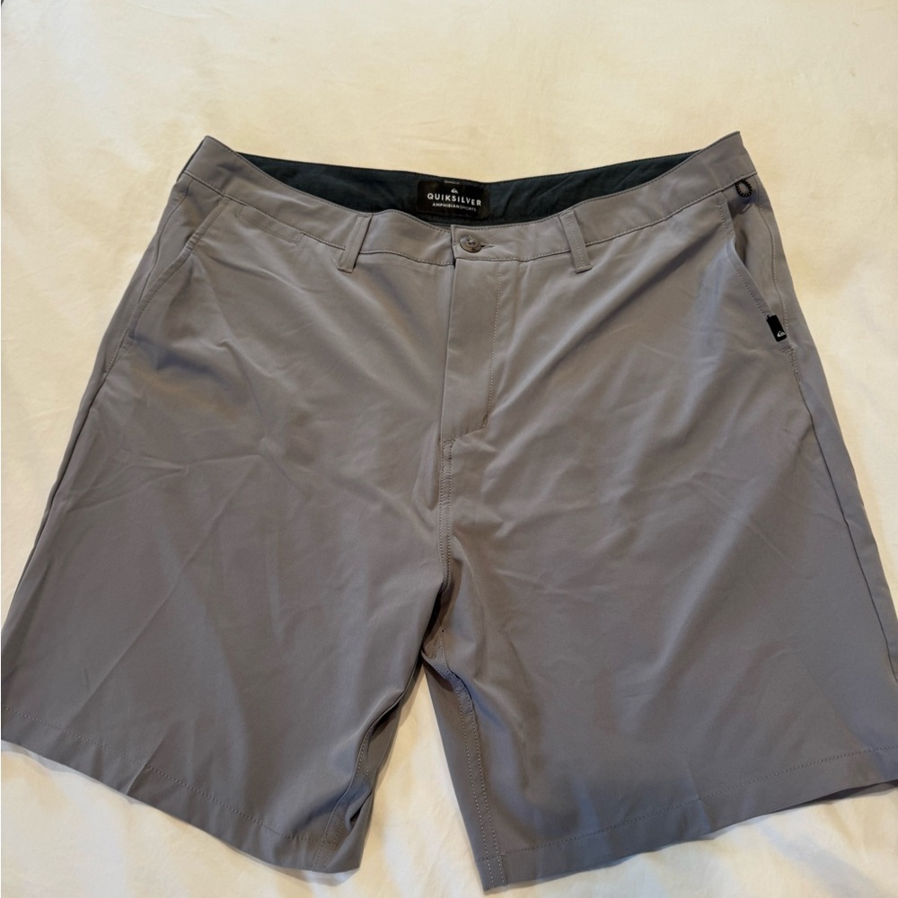 Quiksilver Amphibian Men’s Gray Shorts
